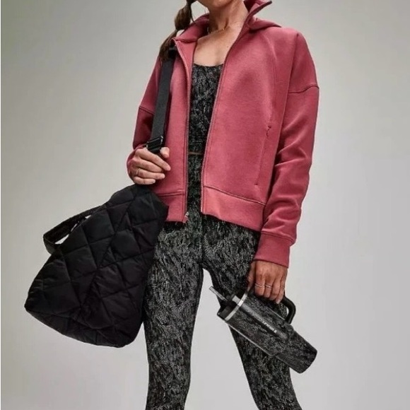 2 Stanley x CALIA Quencher H2.0 Tumblers 40 oz Insulated Stainless Steel Black - Picture 4 of 11